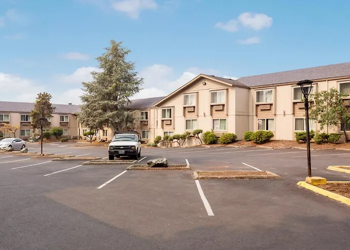 Red Lion Inn & Suites Grants Pass