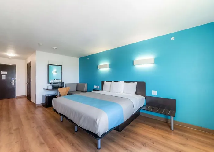 Motel 6-Three Rivers, Tx