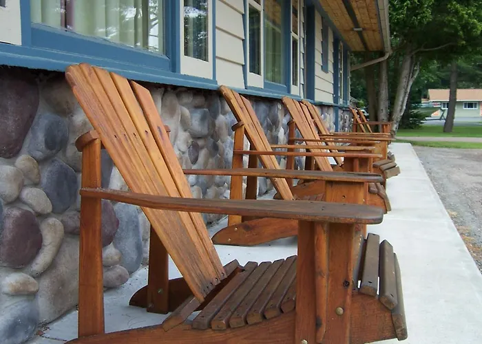 Country Club Motel