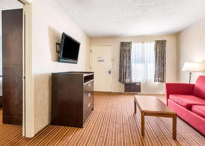 Rodeway Inn & Suites El Cajon San Diego East