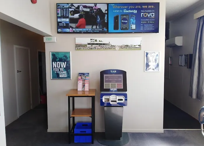 Hokitika Pioneer Hotel