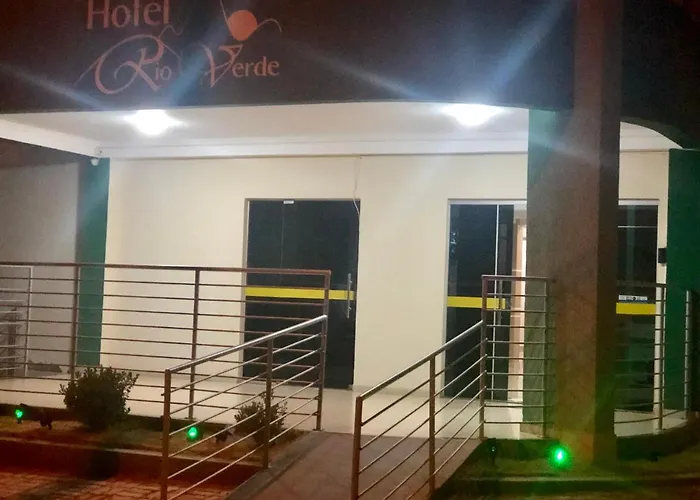 Hotel Rio Verde