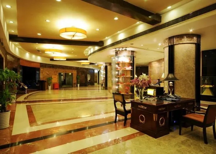 Universal House Hotel