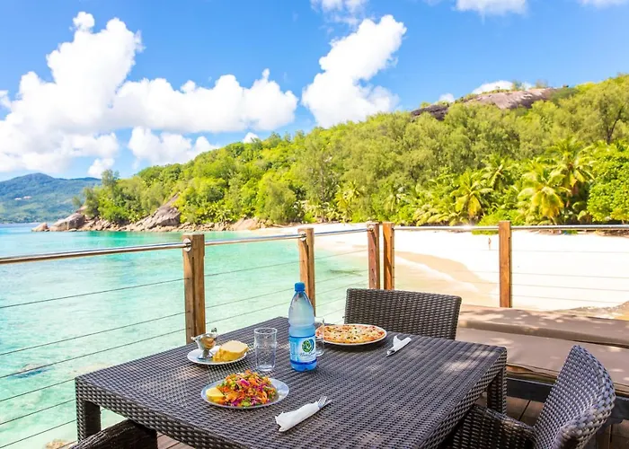 Anse Soleil Beachcomber Hotel&Self Catering