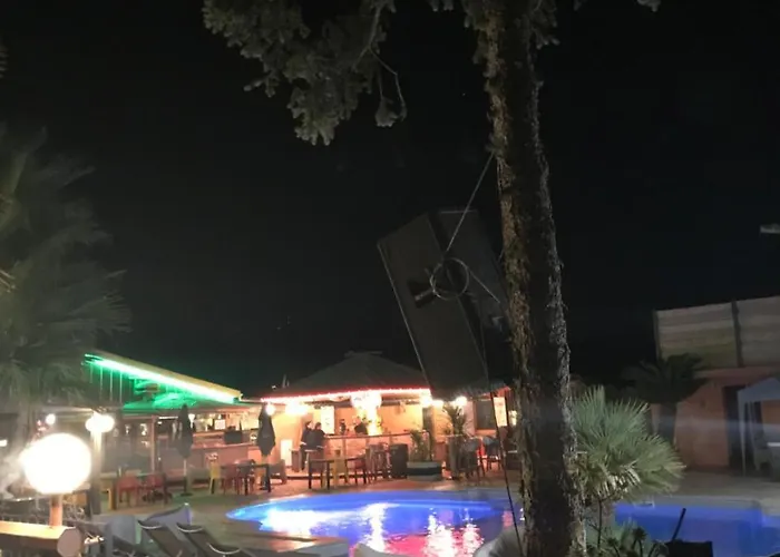 Le Banana'S Hotel