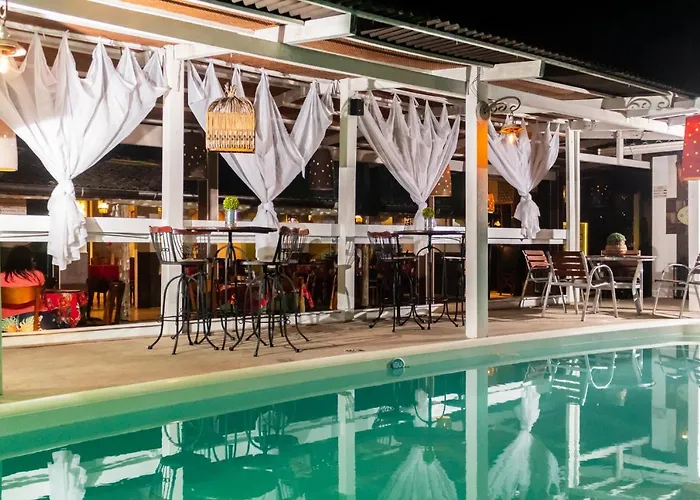 Hotel Cravo E Canela