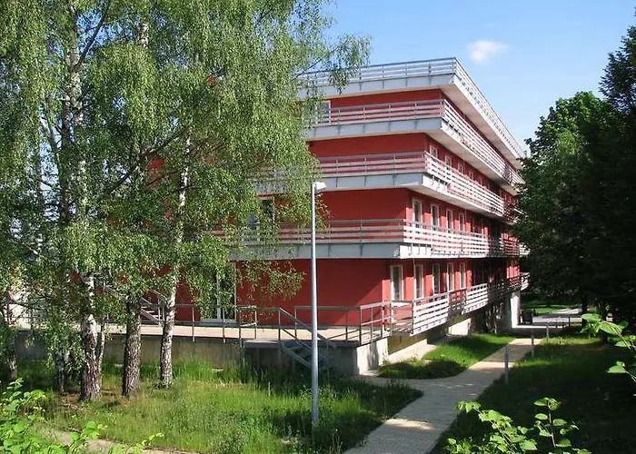 Econo Hotel