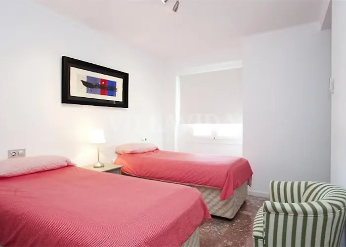 Penthouse Frontline Apartment Next To Beach
