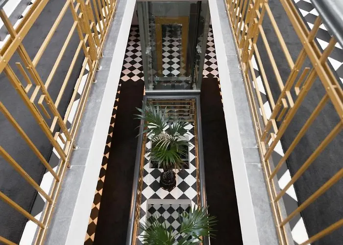The Mood Luxury Rooms