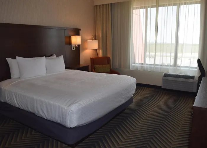 Comanche Red River Hotel & Casino