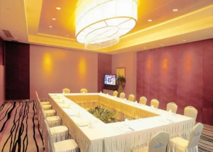Howard Johnson By Wyndham Changshan Lake Plaza Changle