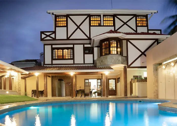 Hotel By Armonia Santa Cruz