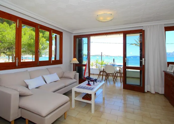 Family Seafront Apt Fantastic Seaview