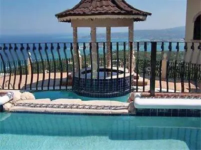 Paradise Clarridge View