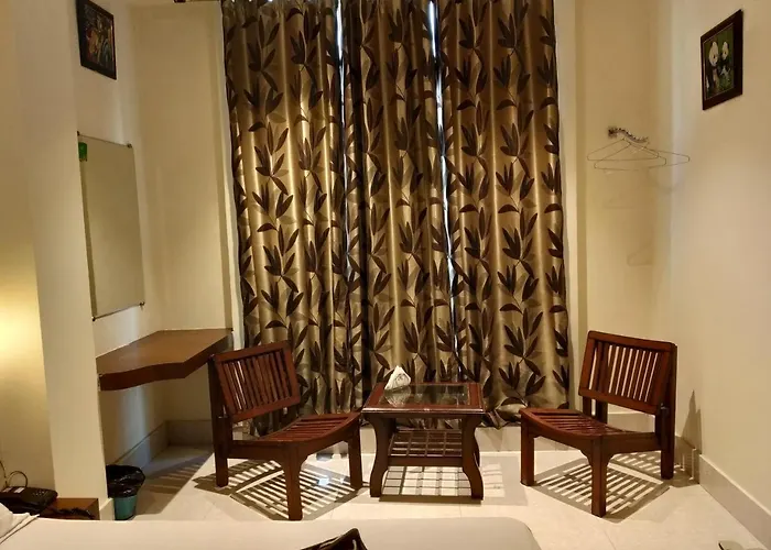 Hotel Star Inn