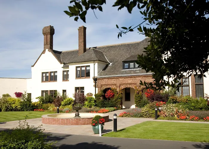 Western House Hotel
