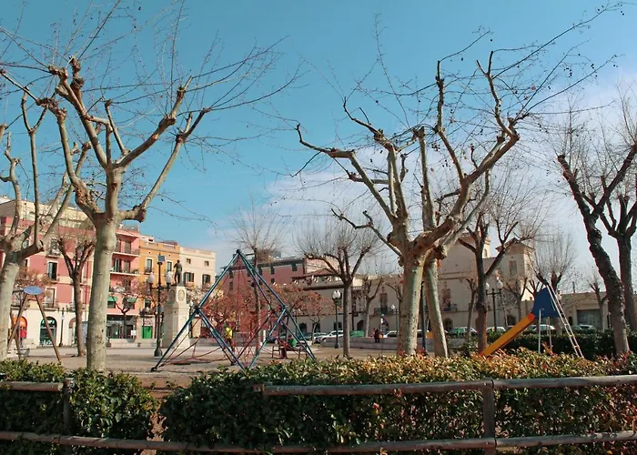 Port Plaza Apartments