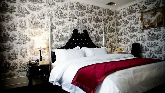 Jinshang Center Boutique Hotel