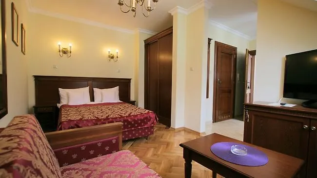 Dominican Gate Apartments