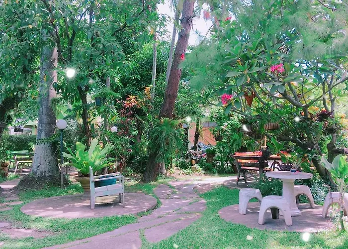 Baan Bua Guest House