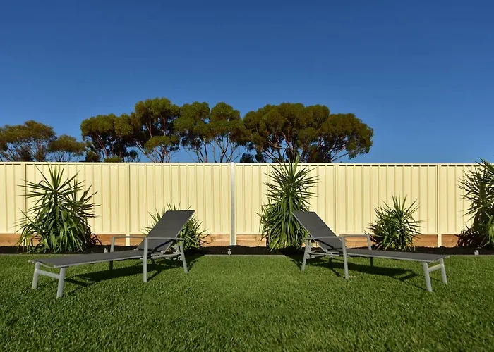 Lake Tyrrell Accommodation Lta