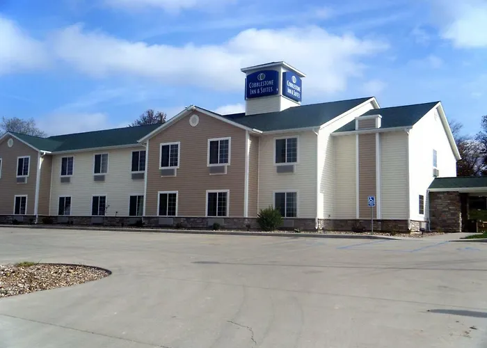 Cobblestone Inn & Suites - Bloomfield