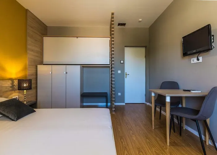 Apartments Gavran