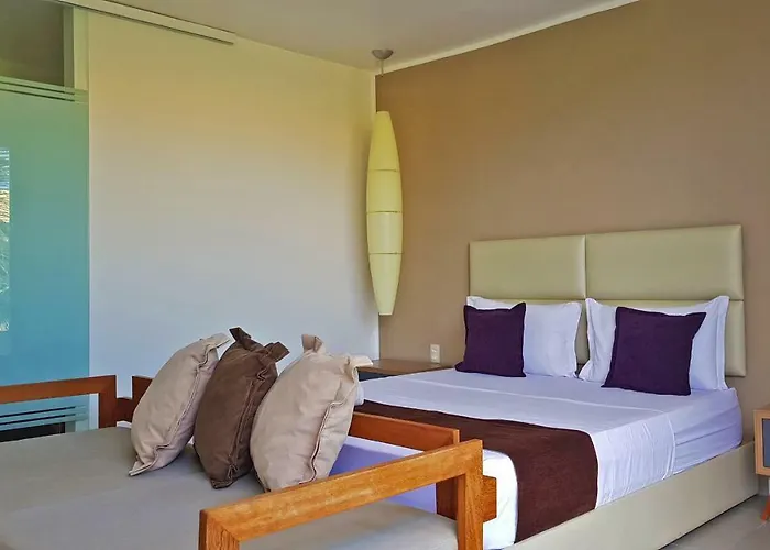 Ravenala Hotel Boutique