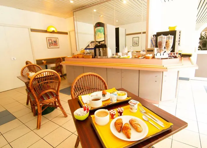 Egg Hotel - Hotel Les Gens De Mer Dieppe
