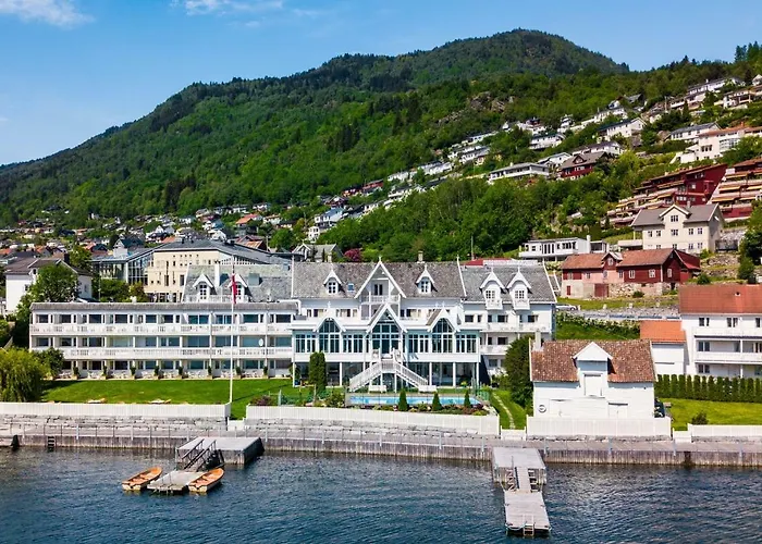 Hofslund Fjord Hotel