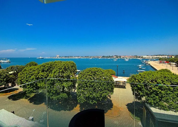 Apartments Riva-Interauto