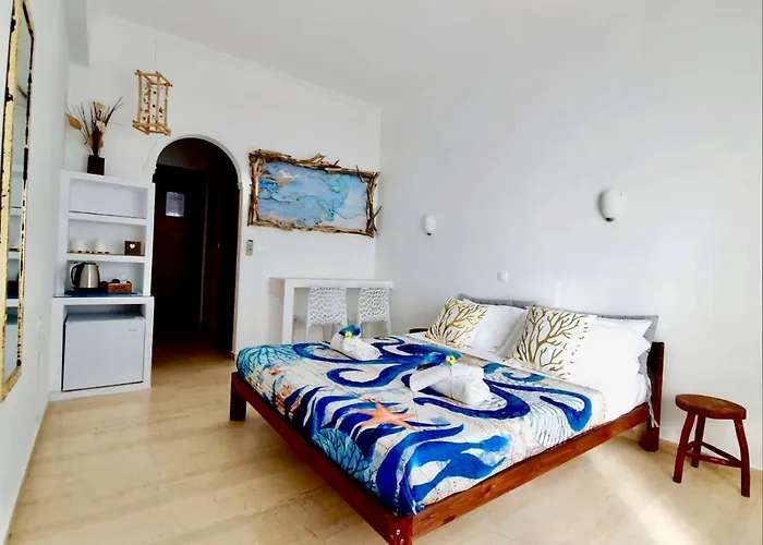 Thomas Art Hotel