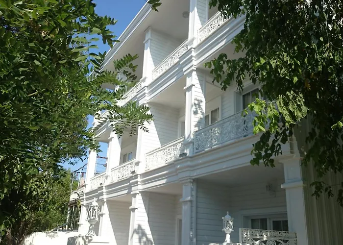Buyukada Cankaya Hotel