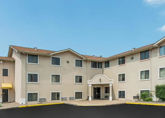 Super 8 By Wyndham Bridgeton/Arpt/St Louis Area