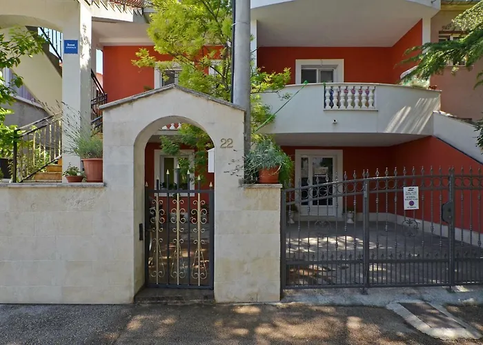 Apartments Petra