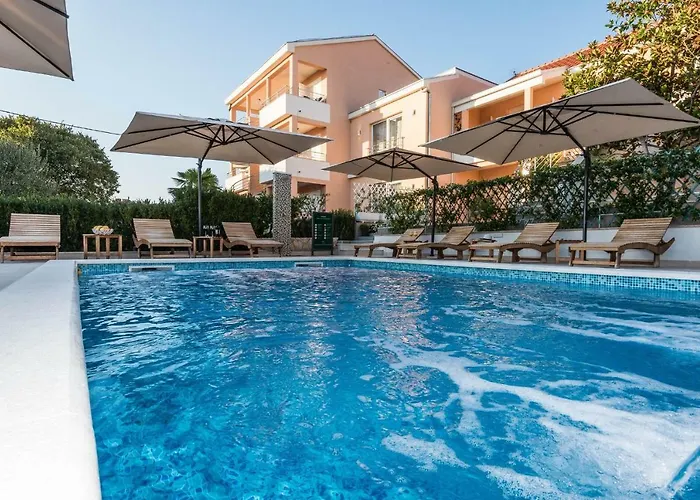 Villa Zdenka With Heated Pool