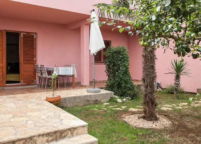 Sunny Apartment Valbandon