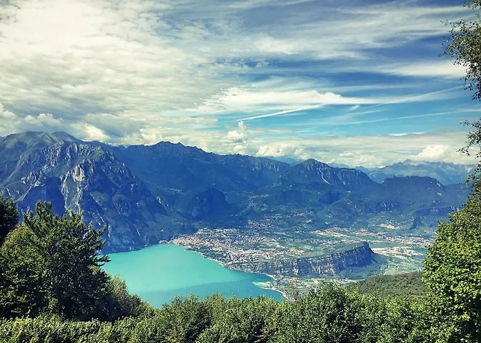 La Volta Del Garda