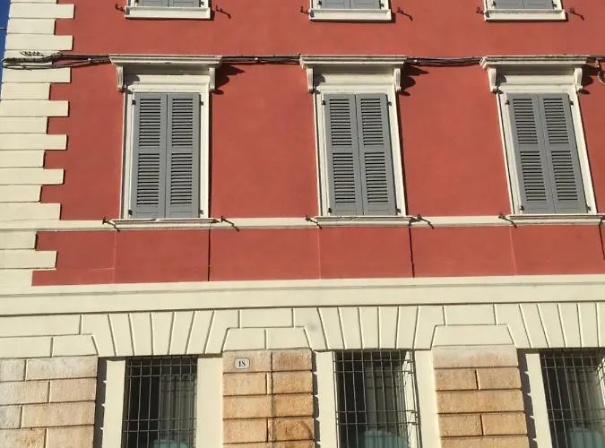 Residenza Virgiliana Suite Con Terrazza-Centro Storico