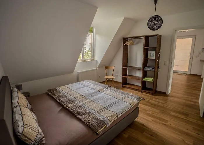 Talstation Kabine 20 / Innenstadt, 2 Schlafzimmer, Terrasse