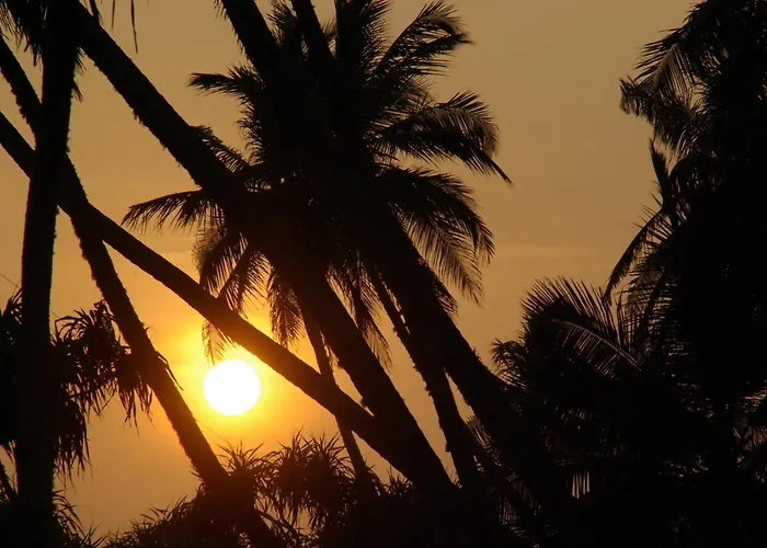 Lanka Beach Bungalows