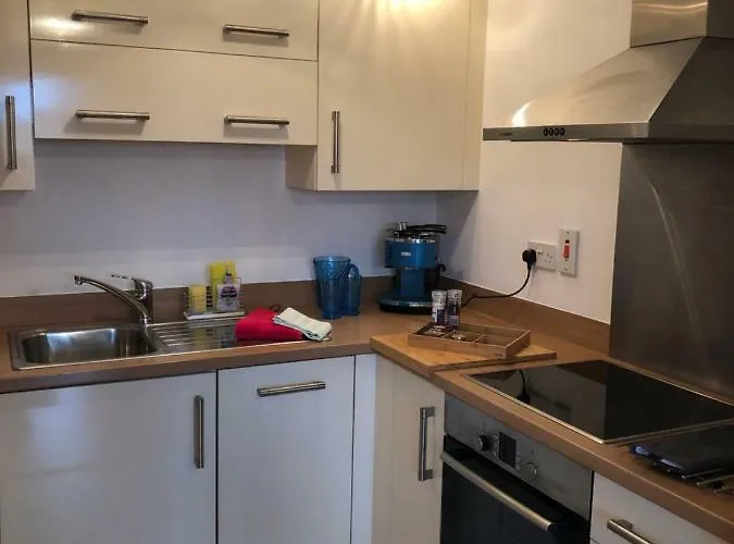 Hansen House Cardiff Apartment With Parking