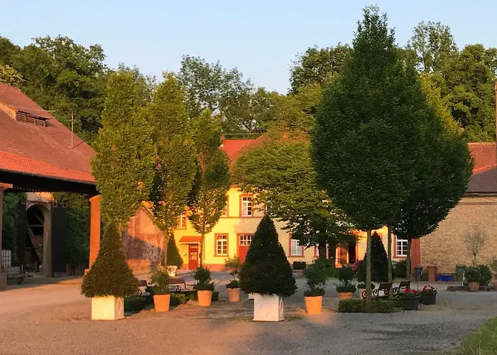 Elegantes Gästeapartment Verano in Schloß und Hofgut Langenzell