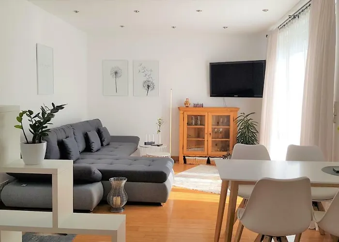 Apartment Am Paradies - 10 Minuten Fußweg zur Innenstadt