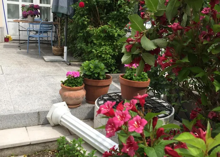 Kleine Ferienwohnung mit Garten