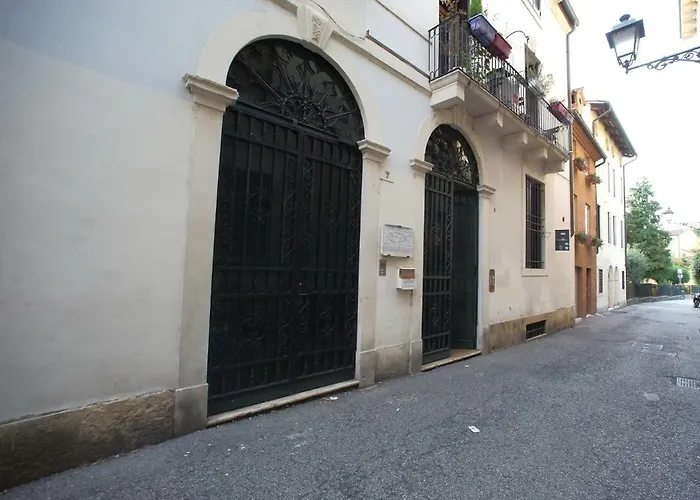 Dimora Cecilia, Nel Cuore Della Citta