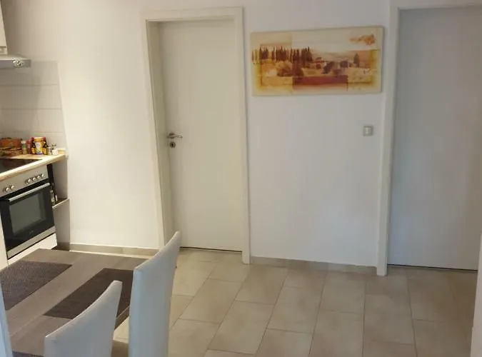 Wohnung, Zimmer in Frankfurt Flughafen zu vermieten