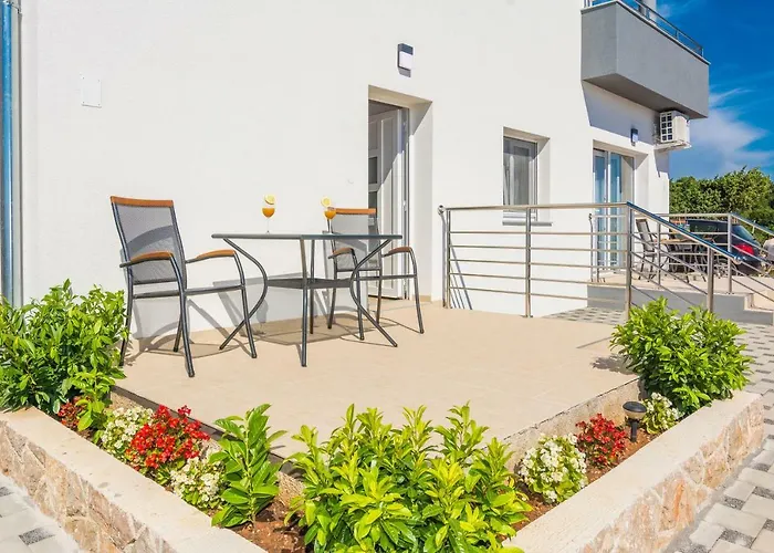 Apartmani Jadranka