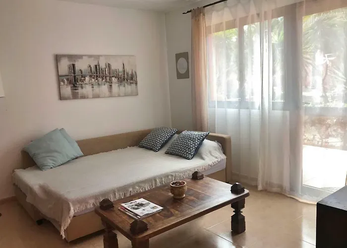 My Pretty Home - Lovely And Spacious Surrounded By Tropical Gardens - Private Covered And Uncovered Terrace - Pool - Parking - Free Fibre Optic Internet