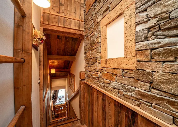Calore Di Una Casa Di Montagna